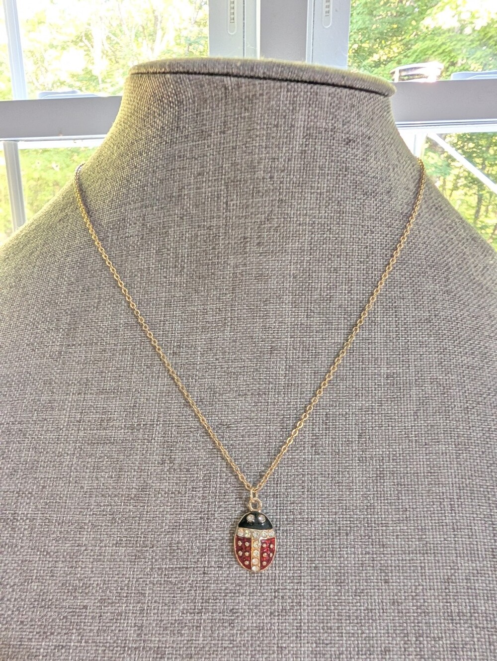 Trendy Gold Tone Dainty Delicate Ladybug Pave Rhinestone Pendant Necklace 18"